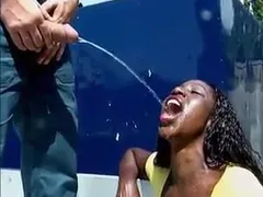 Egon Kowalski Porno: Schwarze Perle beim schmutzigen Natursekt-Dreier