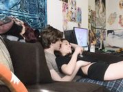 Studenten Amateur Sex: Selbst gefilmt & unzensiert